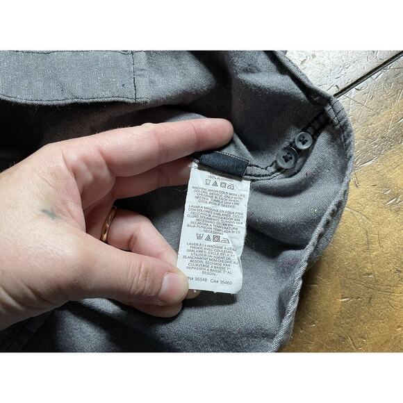 Oakley Men's Size Large Gray Long Sleeve Button Down Shirt - Picture 7 of 10